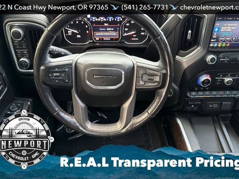 Used 2019 GMC Sierra 1500 Denali w/ Denali Ultimate Package AWD/4WD image 14