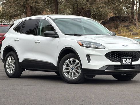 Used 2022 Ford Escape SE AWD/4WD image 2