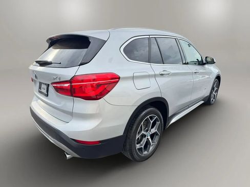 Used 2017 BMW X1 sDrive28i w/ Premium Package FWD image 7