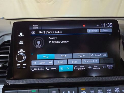 Certified 2025 Honda Odyssey Elite image 12