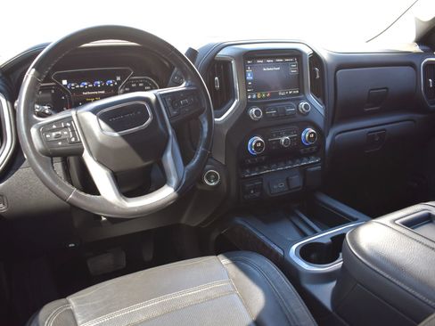 Used 2021 GMC Sierra 3500 Denali w/ Denali Black Diamond Edition AWD/4WD image 13