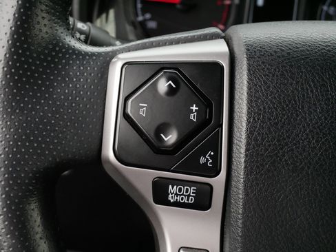 Certified 2023 Toyota 4Runner SR5 Premium w/ Moonroof Package AWD/4WD image 28