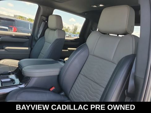 Used 2025 Chevrolet Silverado 1500 ZR2 w/ Technology Package AWD/4WD image 16