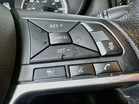 Used 2025 Nissan Versa SR w/ Trunk Package FWD image 22