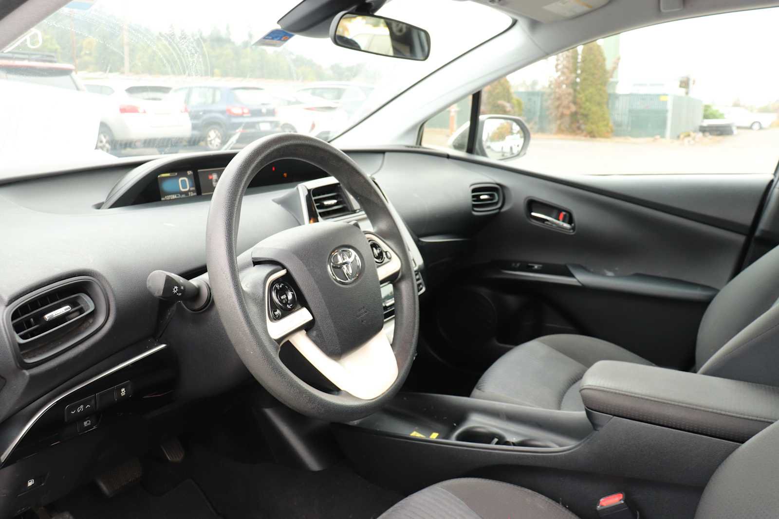 Used 2017 Toyota Prius Two FWD image 10