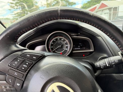Used 2016 MAZDA MAZDA3 i Touring FWD image 8