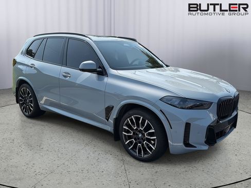 Used 2024 BMW X5 xDrive40i w/ M Sport Package AWD/4WD image 6