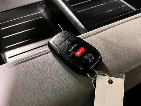 Certified 2025 Toyota Tundra Limited image 14