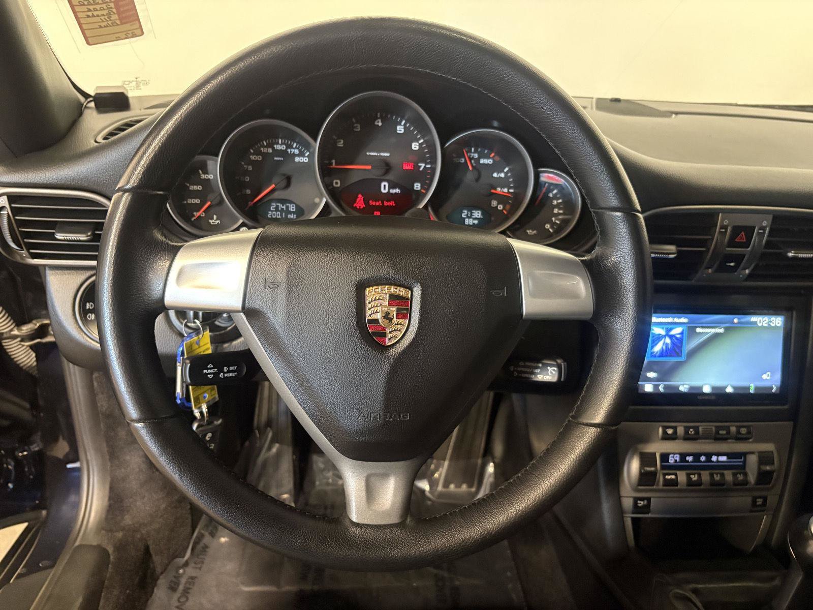 Used 2006 Porsche 911 Carrera RWD image 19