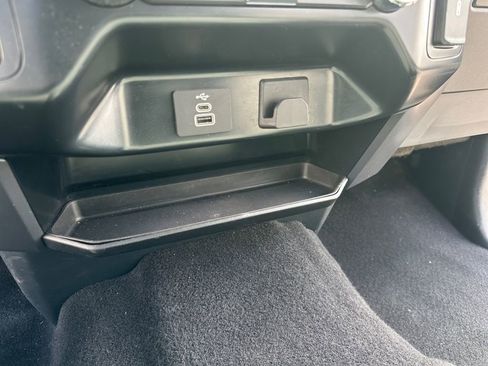 Used 2025 Ford F150 XLT w/ Equipment Group 301A Standard image 18