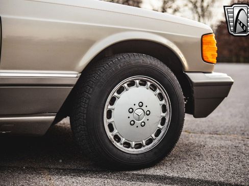 Used 1987 Mercedes-Benz 420 SEL image 18