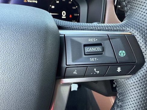 New 2025 Mitsubishi Outlander SEL image 34