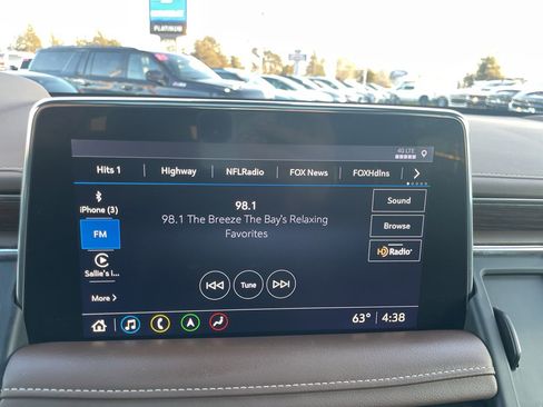 Used 2021 Chevrolet Tahoe High Country w/ Premium Package image 26