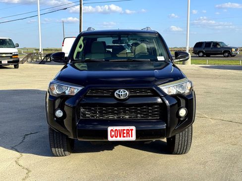 Used 2015 Toyota 4Runner SR5 Premium image 3