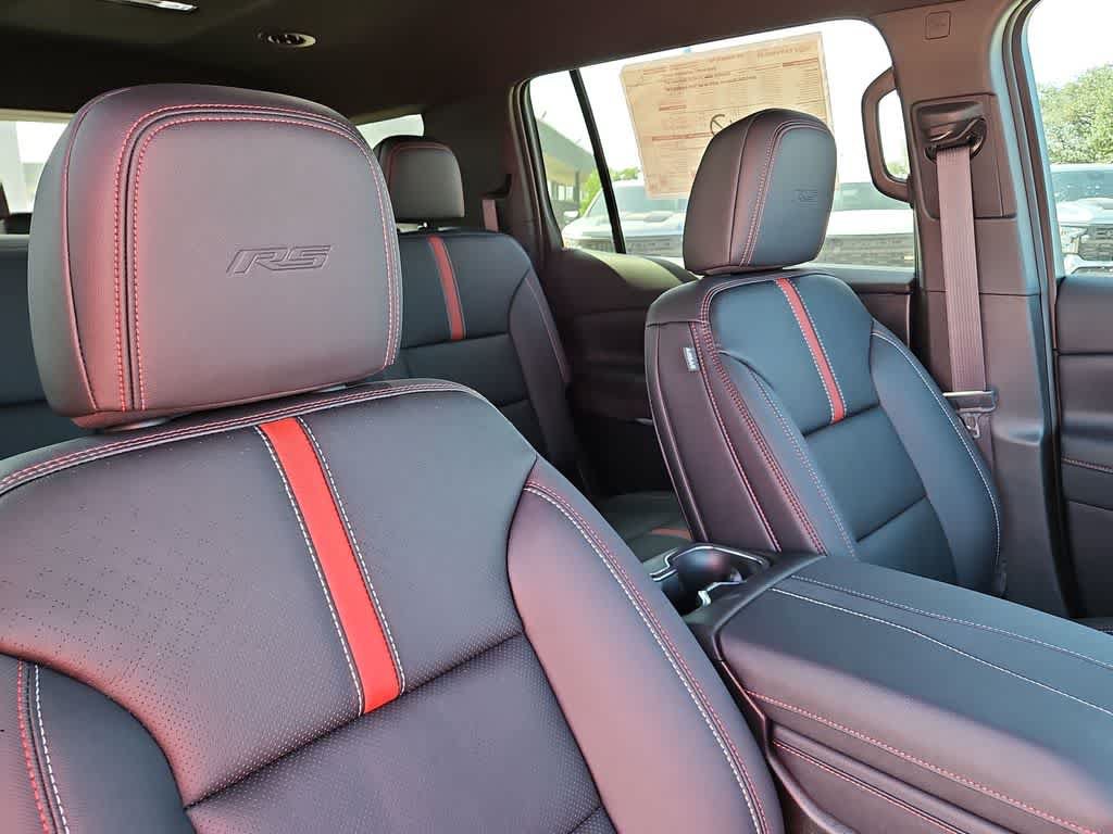 New 2026 Chevrolet Traverse RS FWD image 18