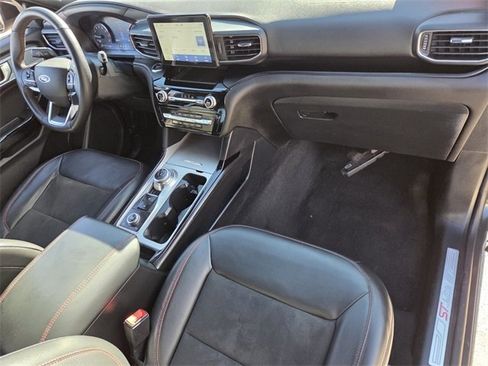 Used 2022 Ford Explorer ST-Line image 16