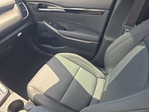 New 2026 Kia Seltos EX FWD image 15