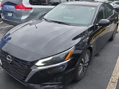 Used 2023 Nissan Altima 2.5 SV w/ SV Premium Package