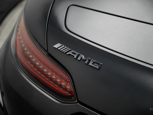 Used 2018 Mercedes-Benz AMG GT C image 34