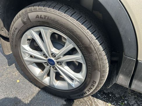 Used 2018 Ford Escape SE AWD/4WD image 20