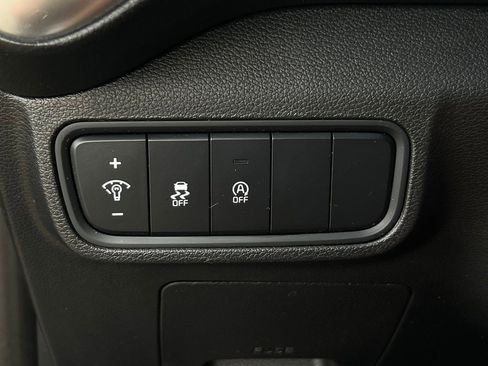 Used 2023 Kia Soul LX w/ LX Technology Package image 21