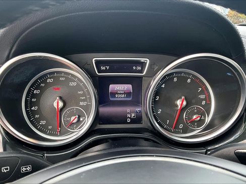 Used 2019 Mercedes-Benz GLS 550 4MATIC image 25