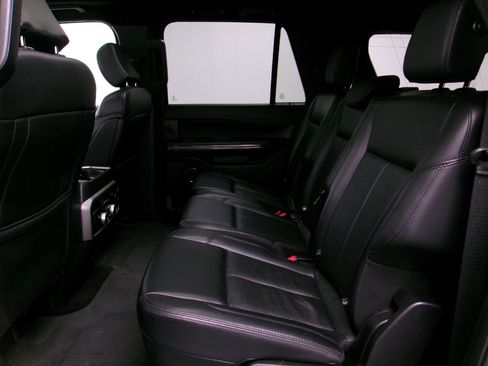 Used 2019 Ford Expedition Max XLT w/ Equipment Group 202A image 11