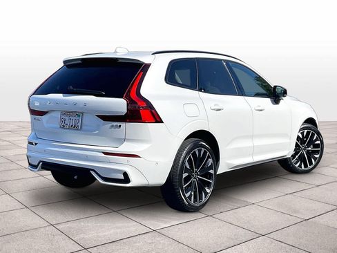 Used 2026 Volvo XC60 B5 Ultra w/ Climate Package AWD/4WD image 16