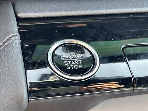 New 2025 Lincoln Navigator Reserve w/ Jet Appearance Package image 32