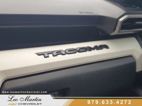 Used 2024 Toyota Tacoma TRD Off-Road AWD/4WD image 30