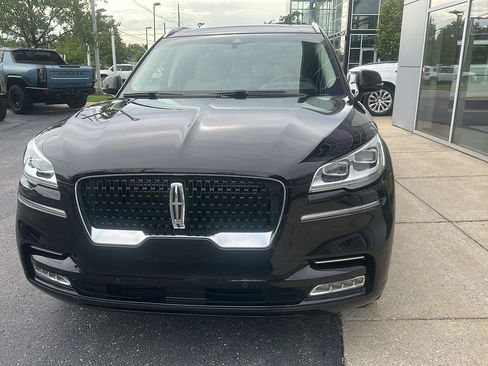 Used 2021 Lincoln Aviator Reserve w/ Equipment Group 208A AWD/4WD image 7