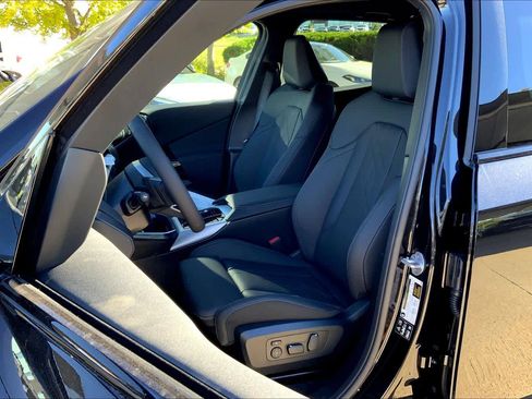 New 2026 BMW X3 xDrive30 w/ M Sport Package image 9