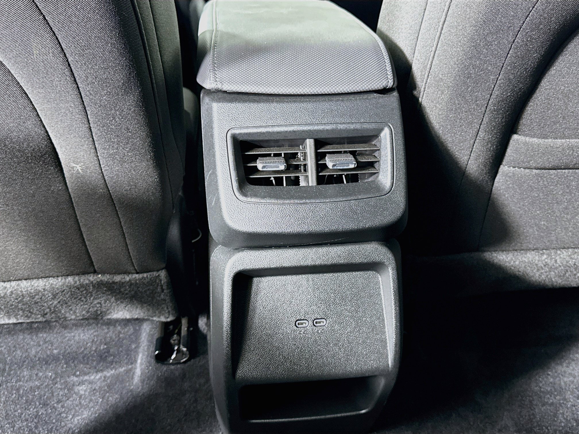 Used 2026 Chevrolet Equinox EV LT FWD image 27