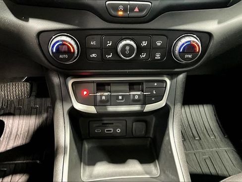 Used 2024 GMC Terrain SLT w/ LPO, Floor Liner Package FWD image 15