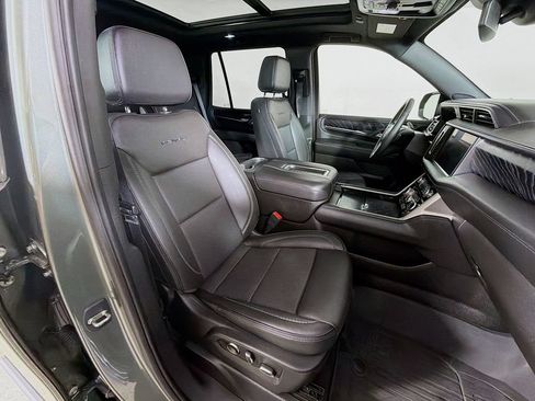 Used 2023 GMC Yukon Denali w/ Max Trailering Package AWD/4WD image 27