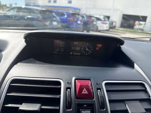 Used 2018 Subaru Forester 2.5i Premium w/ All-Weather Package image 26