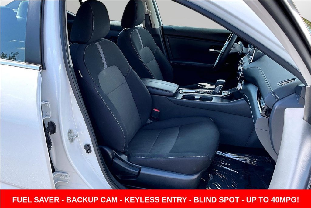 Used 2024 Nissan Sentra SV FWD image 33