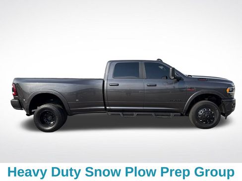 Used 2020 RAM 3500 Laramie w/ Night Edition AWD/4WD image 7