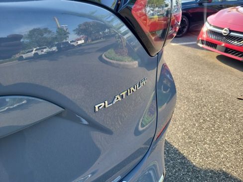 Used 2024 Nissan Murano Platinum w/ Cargo Package FWD image 7