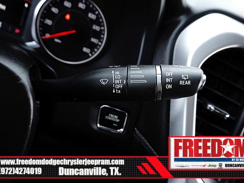 Used 2023 GMC Acadia SLT AWD/4WD image 34