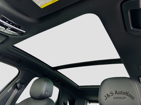 Used 2021 Porsche Cayenne S image 16