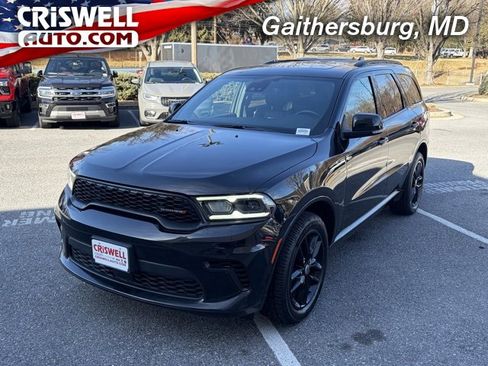 Used 2024 Dodge Durango GT image 1