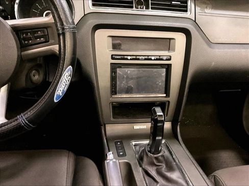 Used 2013 Ford Mustang GT RWD image 7