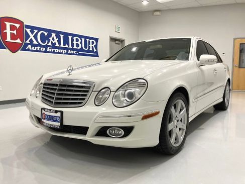 Used 2008 Mercedes-Benz E 350 Sedan image 15