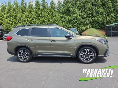 Used 2024 Subaru Ascent Limited w/ Technology Package AWD/4WD image 8