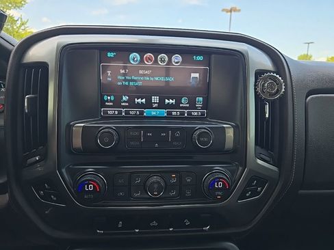 Used 2018 Chevrolet Silverado 1500 LTZ Z71 AWD/4WD image 15