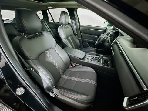 Used 2025 MAZDA CX-50 AWD 2.5 S w/ Premium Package image 33