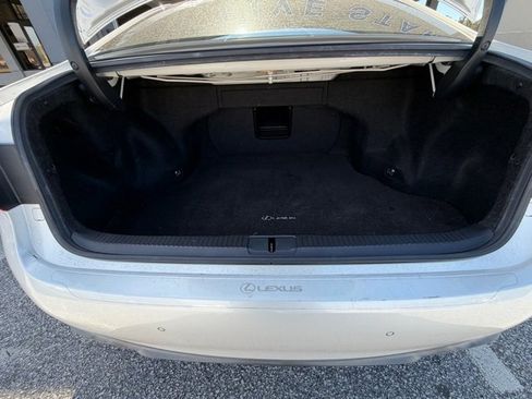 Used 2017 Lexus ES 350 w/ Luxury Package image 19