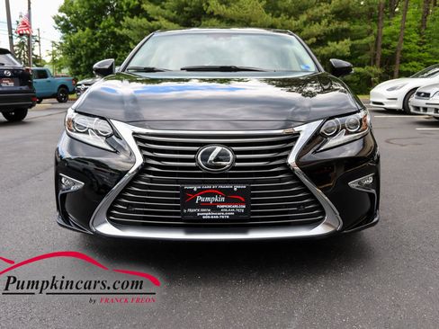 Used 2016 Lexus ES 350 w/ Luxury Package w/Wood Trim FWD image 2