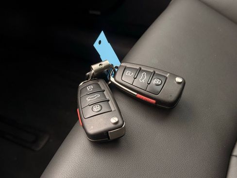 Used 2023 Audi Q3 2.0T Premium Plus image 32